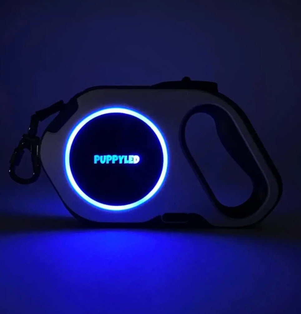 LED Retractable Dog Leash W/Flashlight