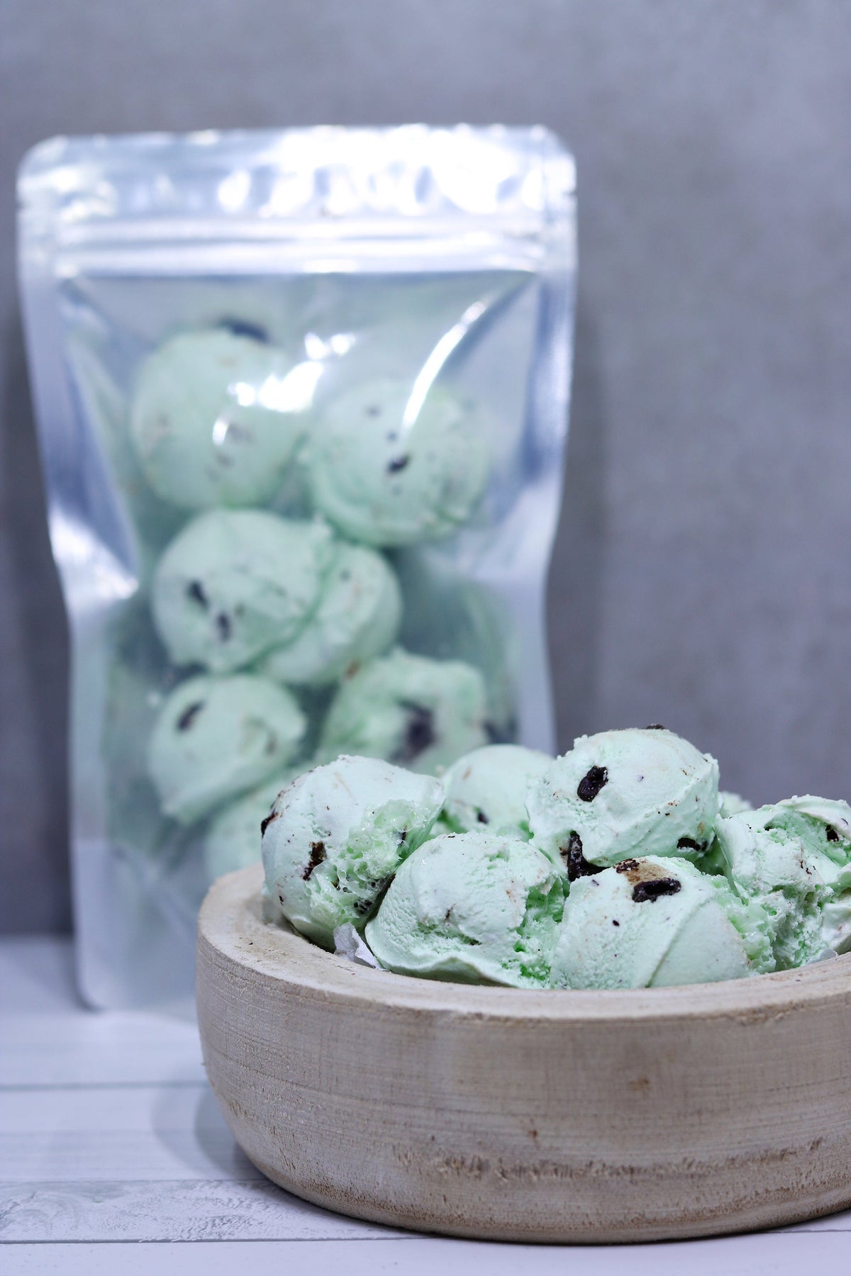 Freeze Dried Mint Chocolate Ice Cream Bites